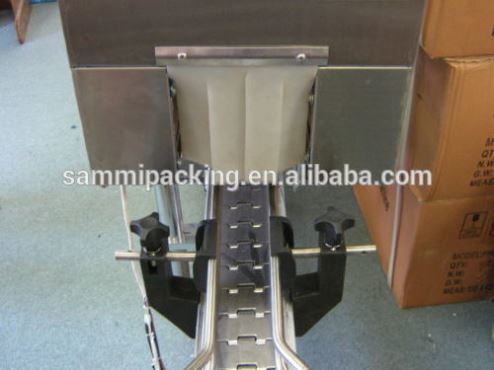 Máy đóng gói co màng niêm phong nắp chất lượng cao / Máy dán nhãn co màng cho nắp chai Máy bọc gỗ Máy đóng gói bằng băng tải, màng